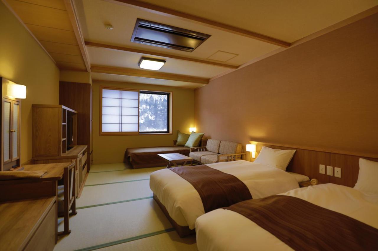 Hotel Onyado Yuinosho Širakawa Exteriér fotografie A room at the hotel